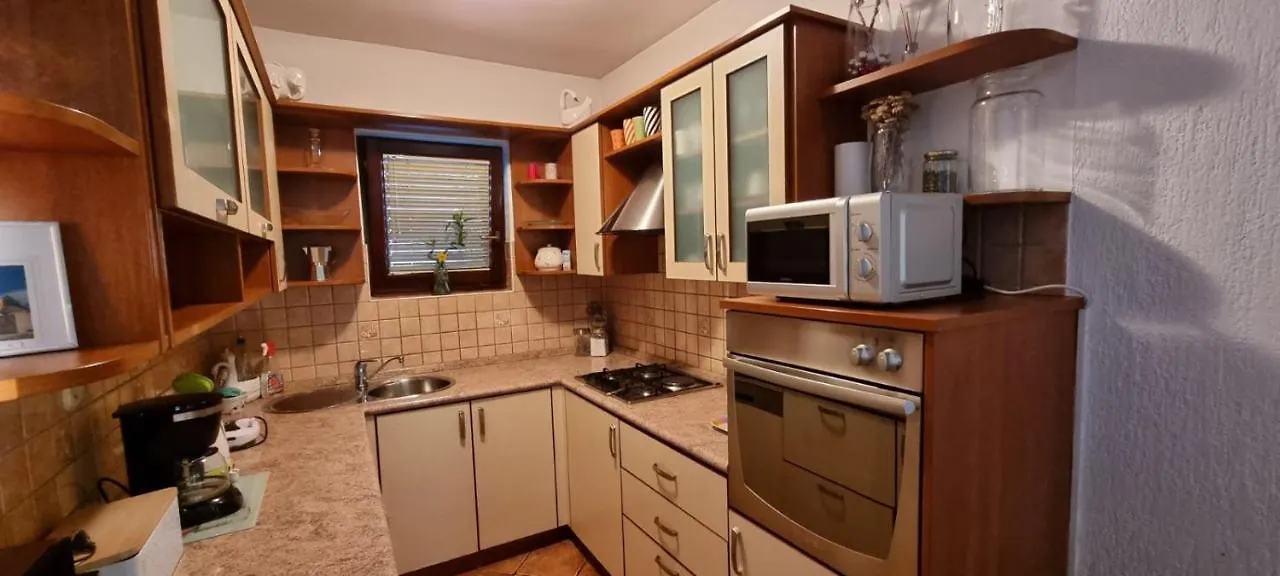 Apartman Luka 扎达尔